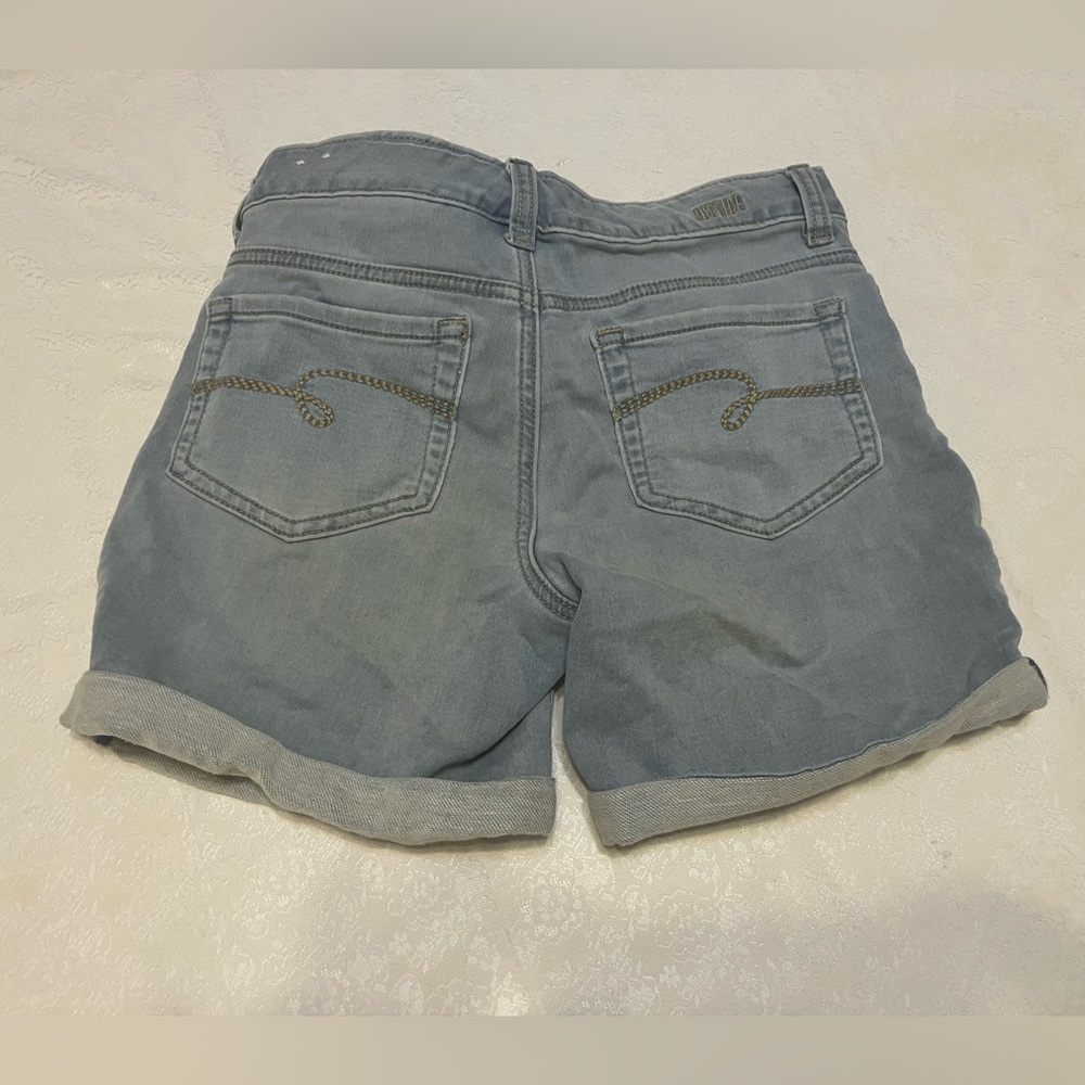 Justice girls size 14 Jean shorts. Stretch. Cuffed. Very comfy! K - Picture 2 of 3